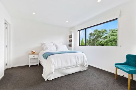 Photo of property in 18b St Michaels Avenue, Point Chevalier, Auckland, 1022