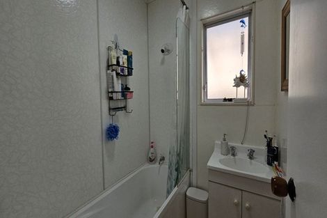 Photo of property in 289 Naenae Road, Naenae, Lower Hutt, 5011