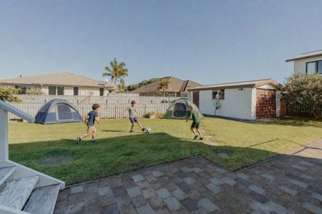 Photo of property in 102 Harbour Road, Ohope, 3121