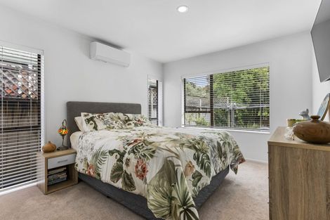 Photo of property in 2/12 Fitzwilliam Drive, Torbay, Auckland, 0630