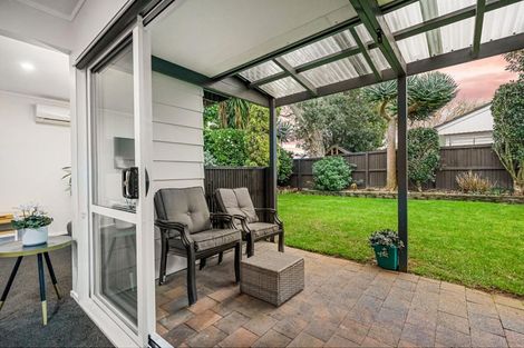 Photo of property in 2/41 Colwill Road, Massey, Auckland, 0614