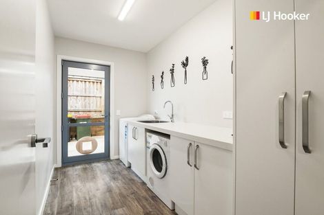 Photo of property in 103 Severn Street, Green Island, Dunedin, 9018