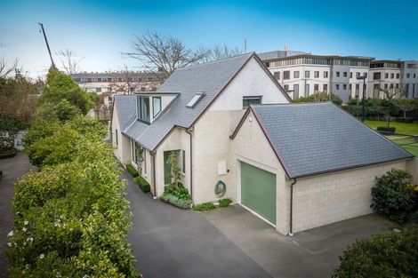 Photo of property in 1/124 Leinster Road, Merivale, Christchurch, 8014