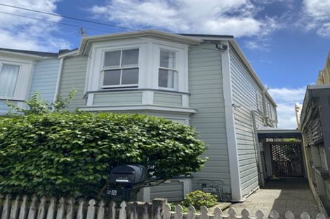 Photo of property in 25 Queen Street, Mount Victoria, Wellington, 6011