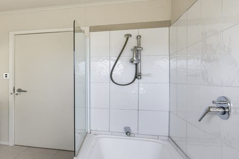 Photo of property in 9 Kirkway, Raumati Beach, Paraparaumu, 5032