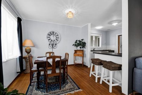 Photo of property in 162 Seaview Road, Westown, New Plymouth, 4310