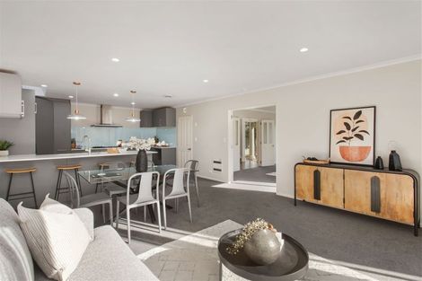 Photo of property in 18 Scarlet Lane, Redwood, Christchurch, 8051