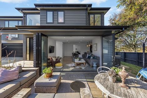 Photo of property in 55a Torino Street, Point England, Auckland, 1072