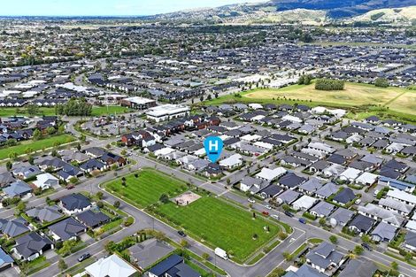 Photo of property in 1 Robalan Close, Halswell, Christchurch, 8025