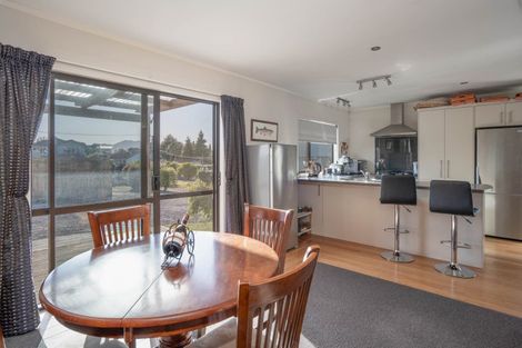 Photo of property in 738b Acacia Bay Road, Acacia Bay, Taupo, 3330