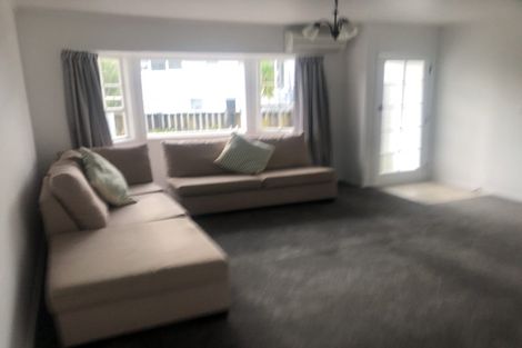 Photo of property in 2/51 The Boulevard, Sunnyhills, Auckland, 2010