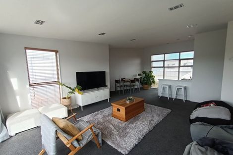 Photo of property in 37c Gurkha Crescent, Khandallah, Wellington, 6035