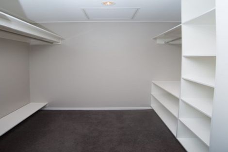 Photo of property in Woburn Apartments, 61 Wai-iti Crescent, Woburn, Lower Hutt, 5010