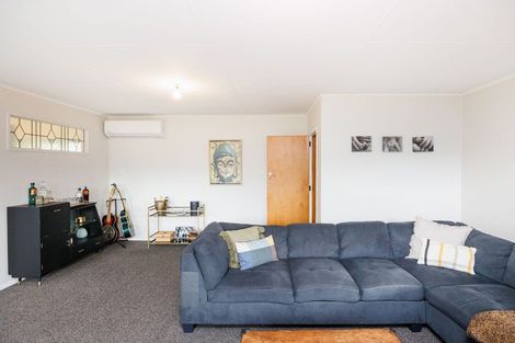 Photo of property in 98 Lethbridge Street, Feilding, 4702