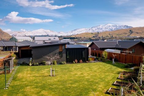 Photo of property in 38 Risinghurst Terrace, Lower Shotover, Queenstown, 9304