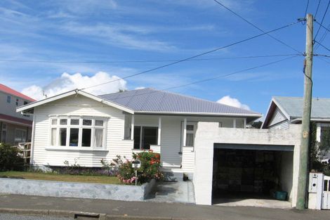 Photo of property in 10 Torridon Road, Miramar, Wellington, 6022