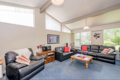 Photo of property in 17 Stuart Street, Levin, 5510