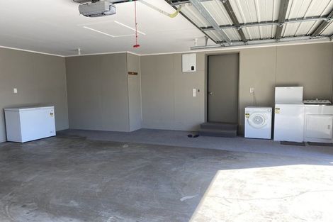 Photo of property in 6 Calder Place, Winton, 9720