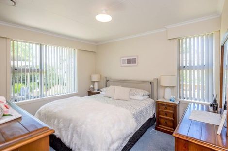 Photo of property in 17 Stuart Street, Levin, 5510