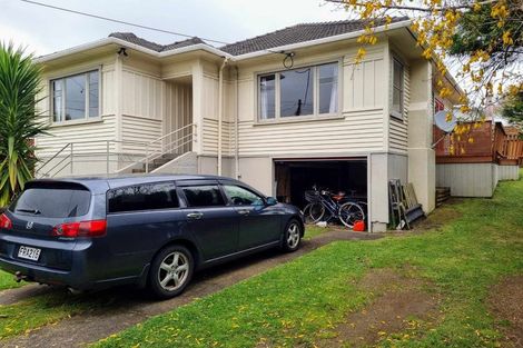 Photo of property in 292 Huatoki Street, Upper Vogeltown, New Plymouth, 4310