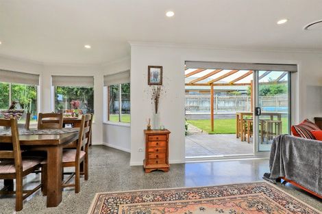 Photo of property in 28 Arataki Road, Havelock North, 4130