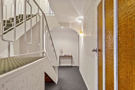 Photo of property in 25 Bellevue Road, Brookfield, Tauranga, 3110