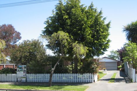 Photo of property in 7 Oldwood Street, Bishopdale, Christchurch, 8053