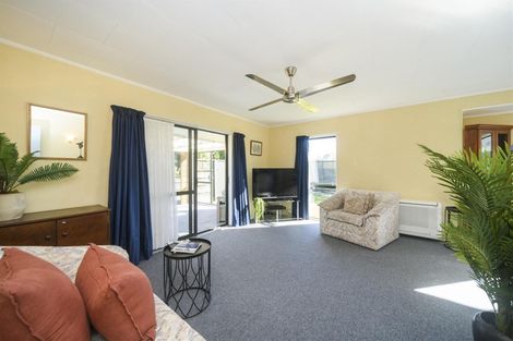 Photo of property in 12 Mansell Crescent, Bulls, 4818