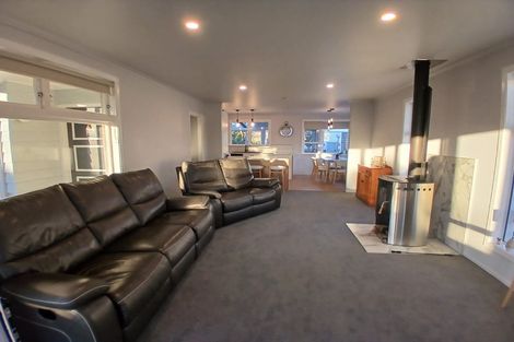 Photo of property in 7 Harlech Street, Levin, 5510