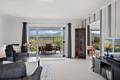 Photo of property in 12 Redwings Close, Whitianga, 3510