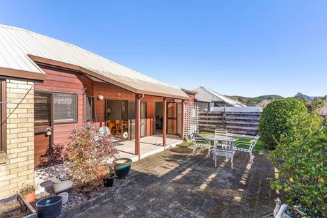 Photo of property in 103 Everitt Crescent, Whangamata, 3620