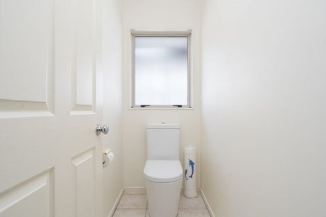 Photo of property in 4 Sandhurst Rise, Henderson, Auckland, 0612