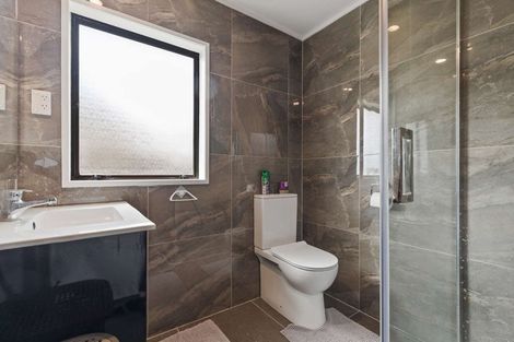 Photo of property in 5 Kepler Place, Clover Park, Auckland, 2019