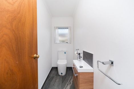 Photo of property in 126 John F Kennedy Drive, Milson, Palmerston North, 4414