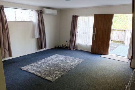 Photo of property in 2/24 Akatea Street, Berhampore, Wellington, 6023