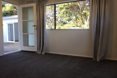Photo of property in 19a Mantell Street, Seatoun, Wellington, 6022