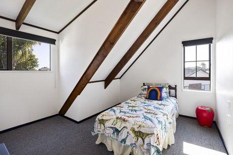 Photo of property in 28 Mccarthy Street, Hawera, 4610