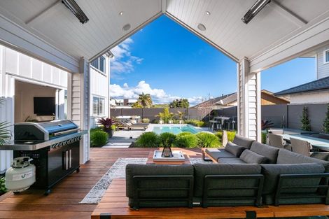 Photo of property in 10 Oceania Sands Way, Papamoa Beach, Papamoa, 3118