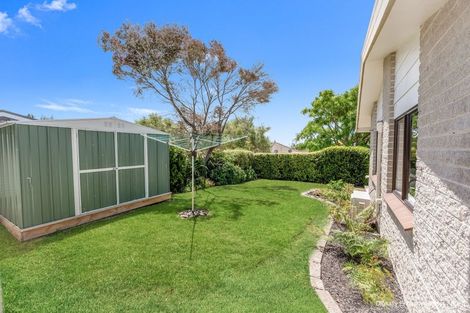 Photo of property in 2/24 Durham Drive, Havelock North, 4130
