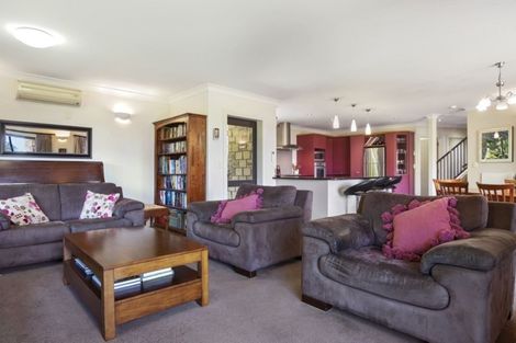 Photo of property in 11 Ohuka Place, Whitianga, 3510