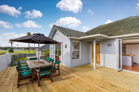 Photo of property in 38 Alamein Road, Panmure, Auckland, 1072