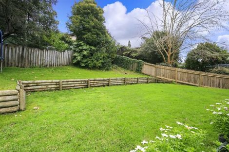 Photo of property in 98 Oaktree Avenue, Browns Bay, Auckland, 0630