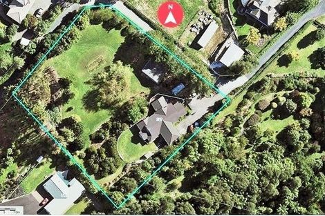 Photo of property in 327 Kaipara Road, Papakura, 2582