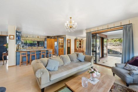 Photo of property in 36 Oakwood Grove, Eastern Beach, Auckland, 2012