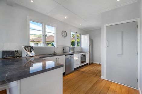 Photo of property in 37 Crescent Street, Richmond, 7020