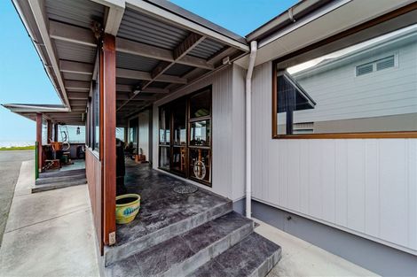 Photo of property in 132 North Shore Road, Eskdale, Napier, 4182