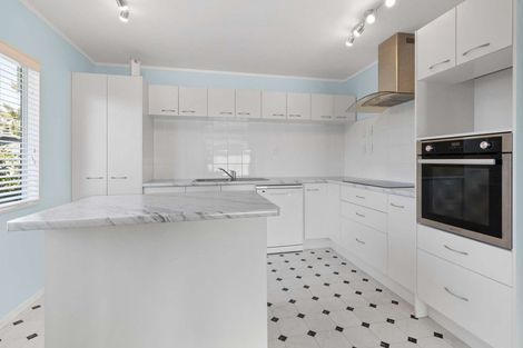 Photo of property in 10 Homedale Street, Pukehangi, Rotorua, 3015