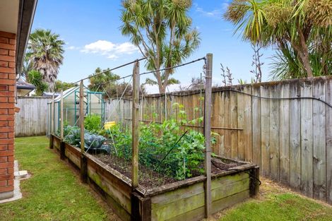 Photo of property in 65 Carrington Drive, Papamoa Beach, Papamoa, 3118