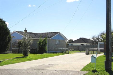 Photo of property in 9 Canberra Square, Bulls, 4818