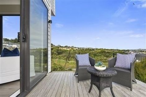 Photo of property in 5 Taraire Place, Orewa, 0931